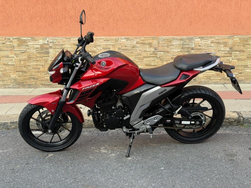 Yamaha FAZER 250