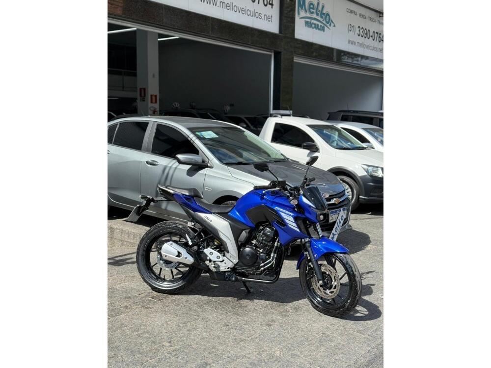 Yamaha FAZER 250