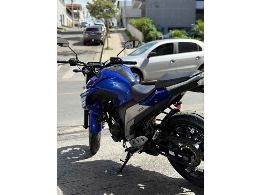 Yamaha FAZER 250