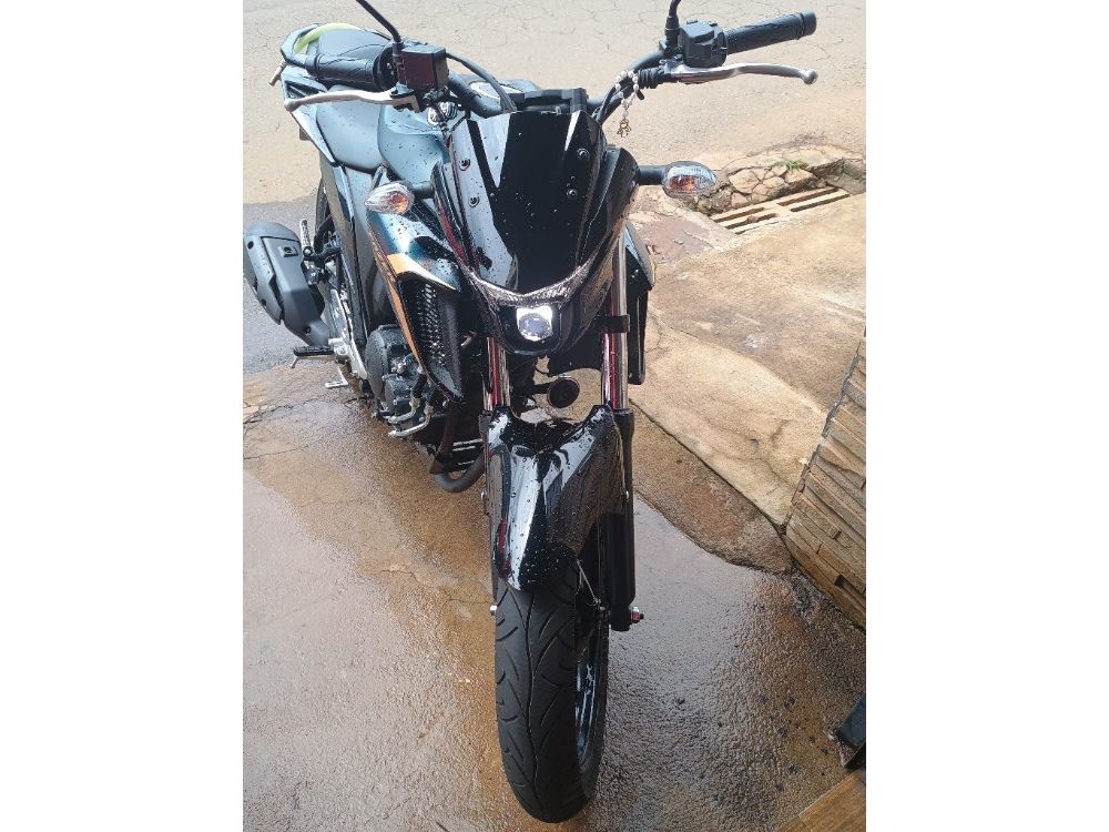 Yamaha FAZER 250