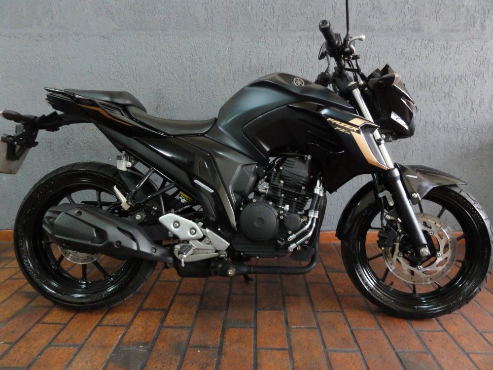 Yamaha FAZER 250