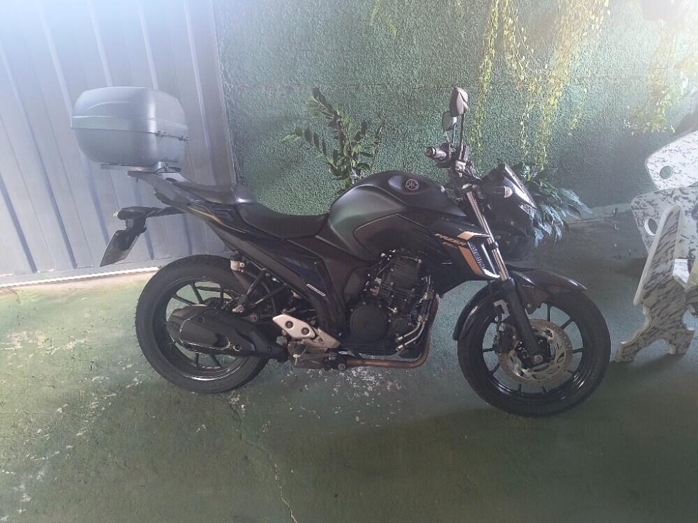 Yamaha FAZER 250