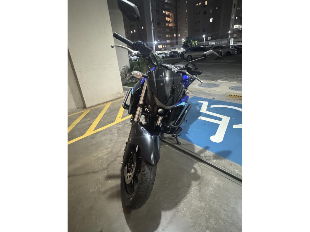 Yamaha FAZER 250