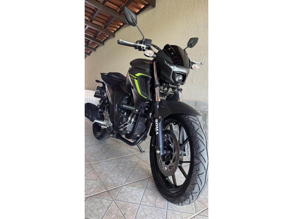 Yamaha FAZER 250