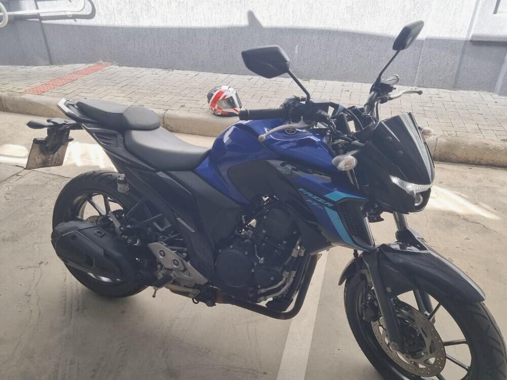 Yamaha FAZER 250