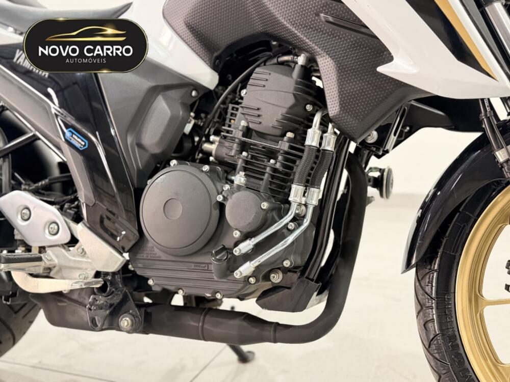 Yamaha FAZER 250
