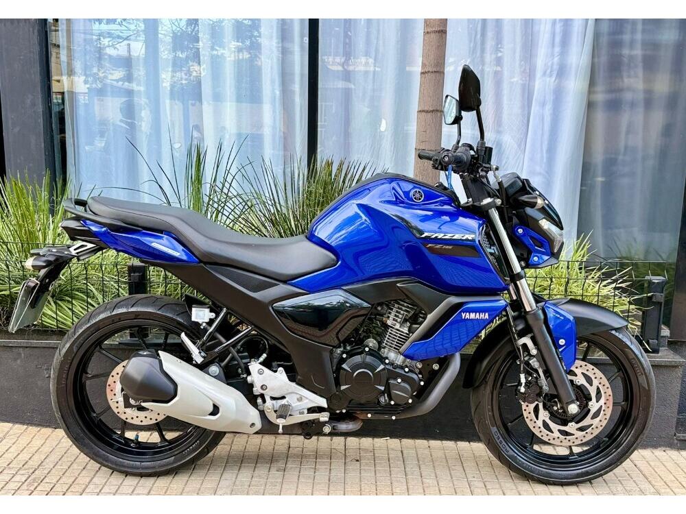 Yamaha FAZER FZ15