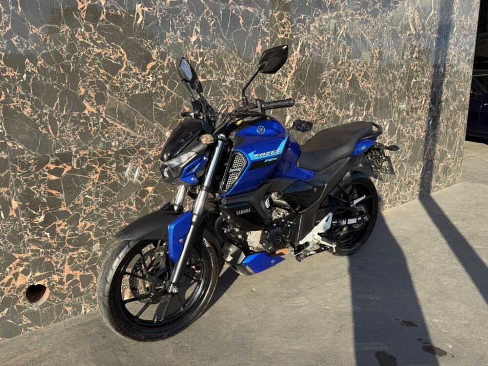 Yamaha FAZER FZ15