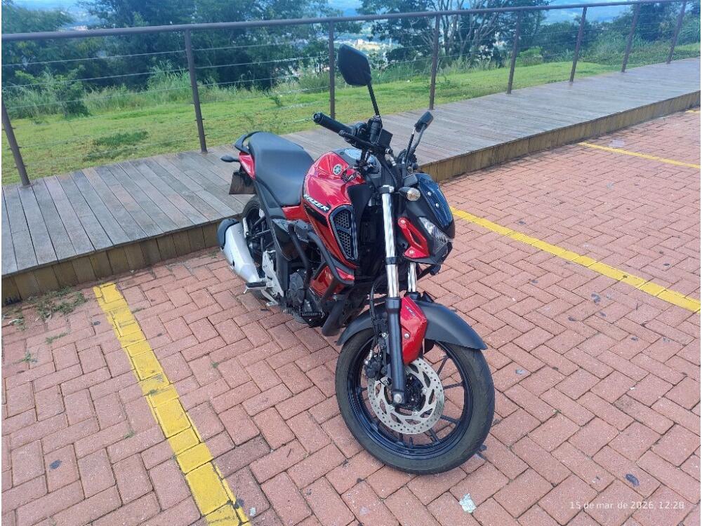 Yamaha FAZER FZ15