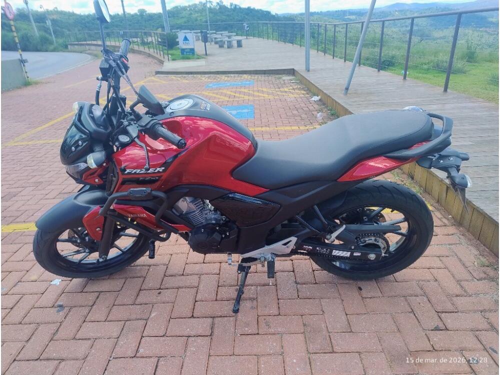 Yamaha FAZER FZ15