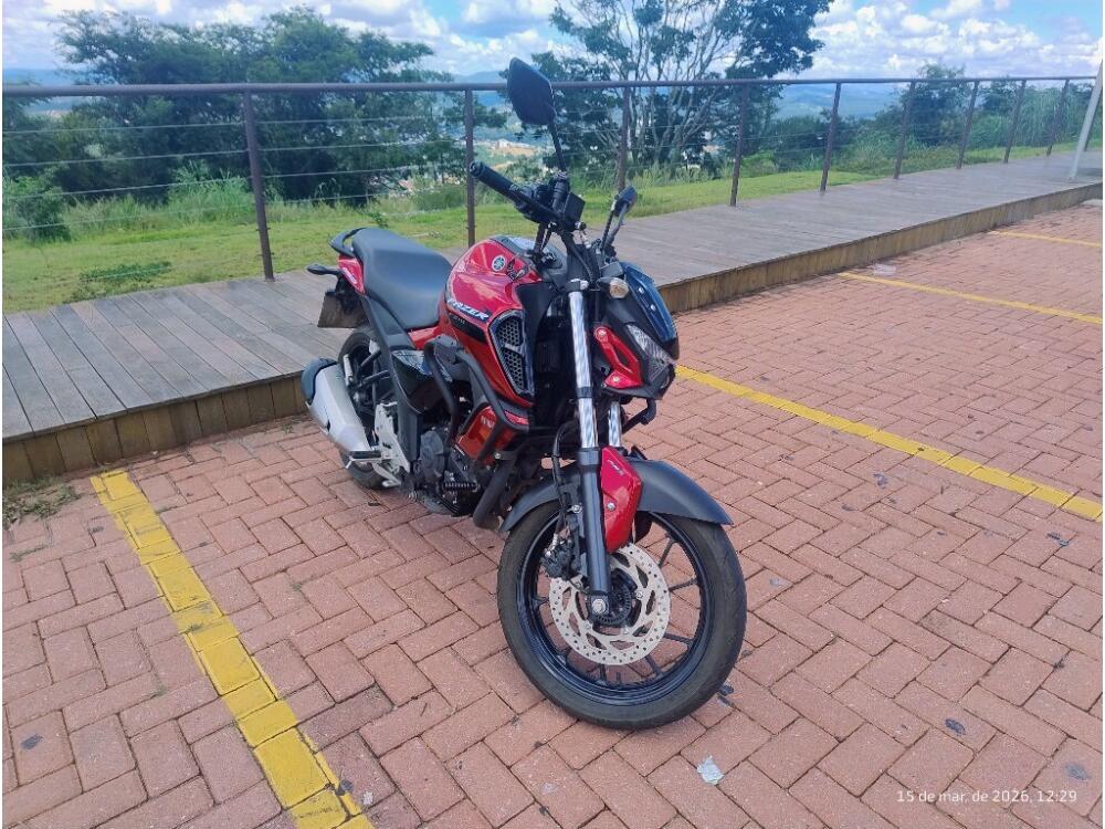 Yamaha FAZER FZ15