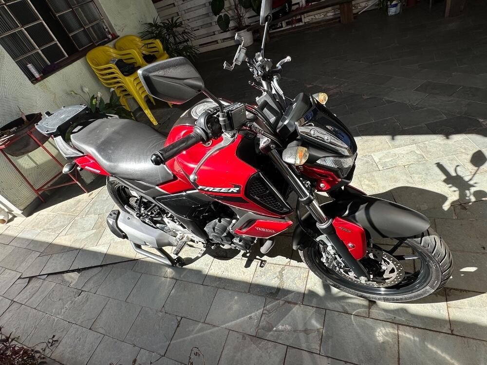 Yamaha FAZER FZ15