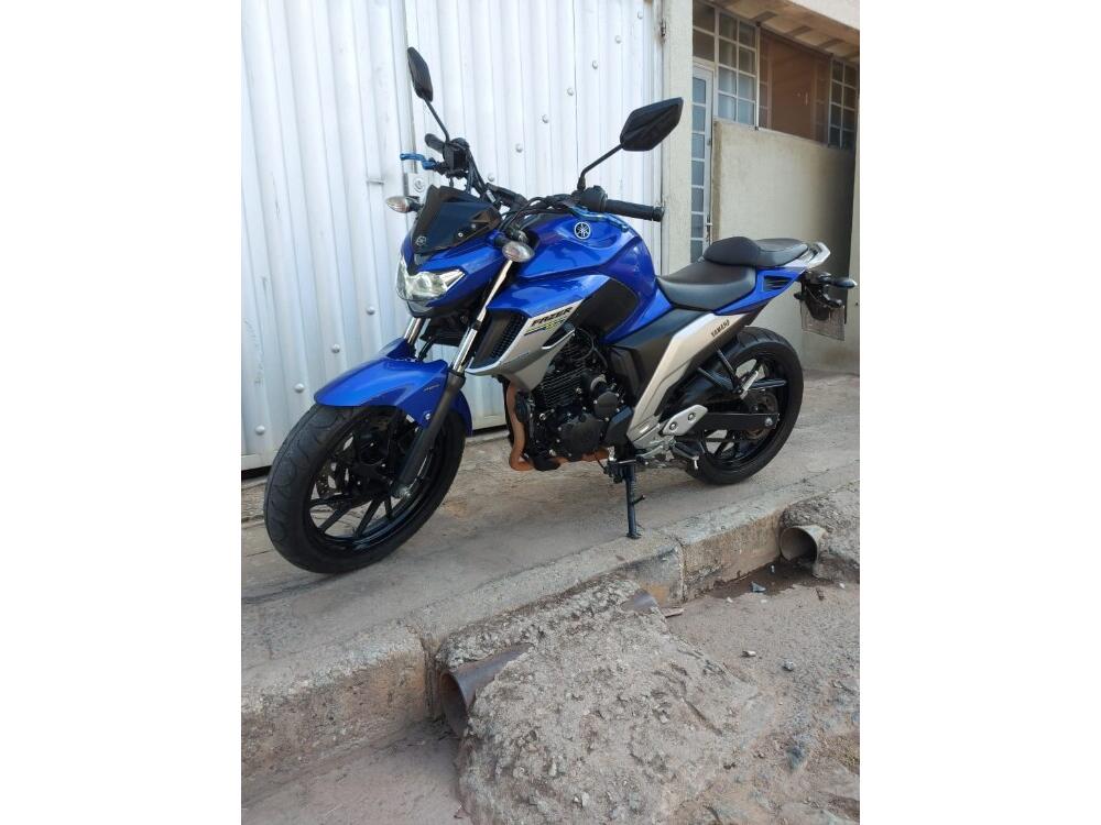 Yamaha FAZER FZ25