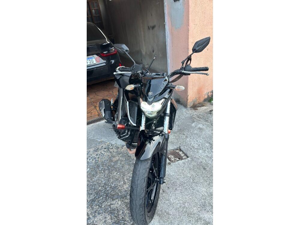 Yamaha FAZER FZ25