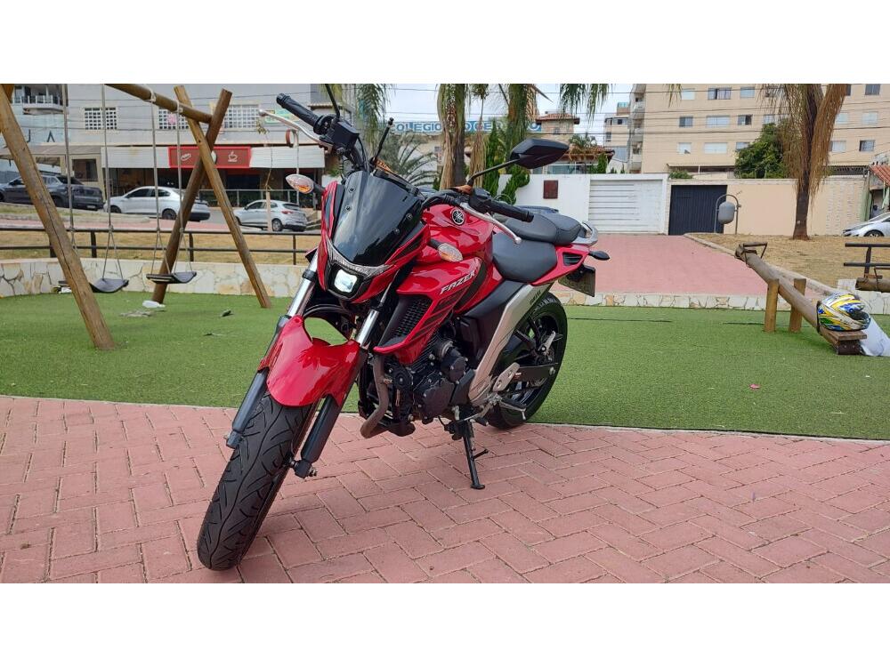 Yamaha FAZER FZ25