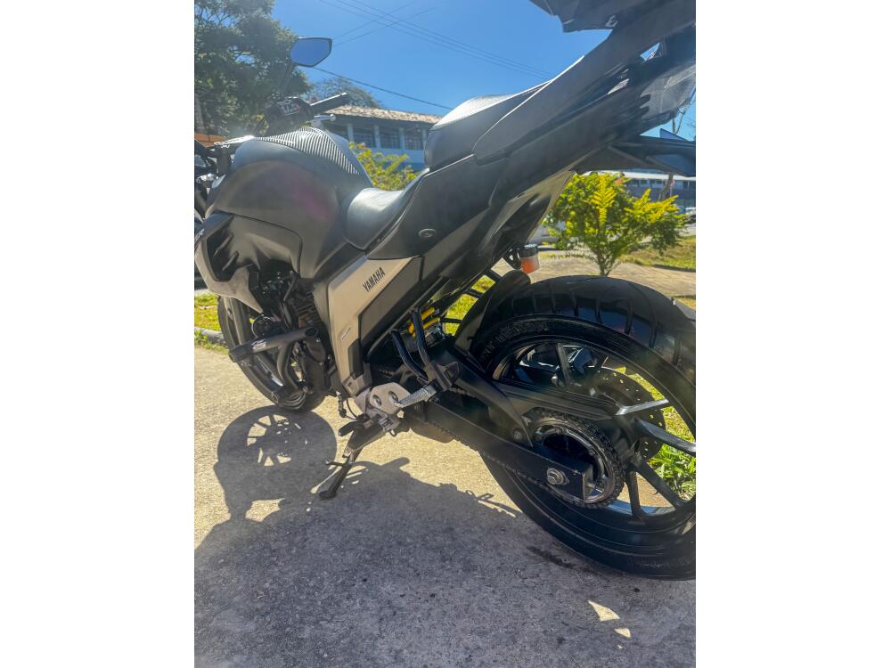 Yamaha FAZER FZ25