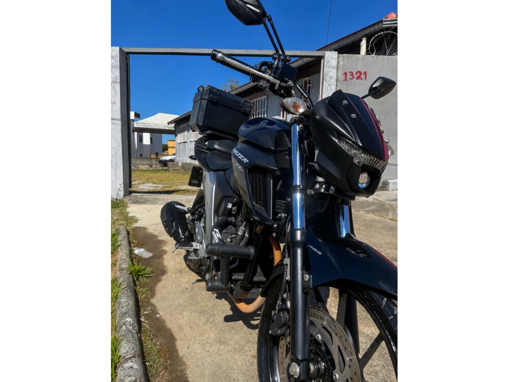Yamaha FAZER FZ25
