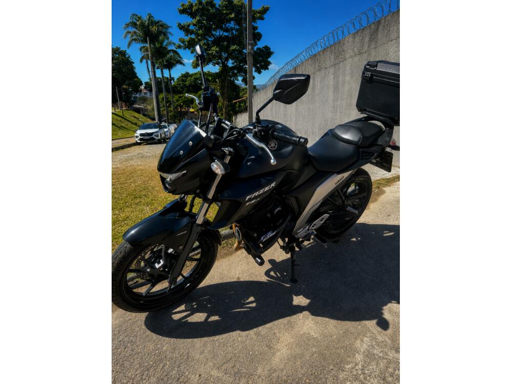 Yamaha FAZER FZ25