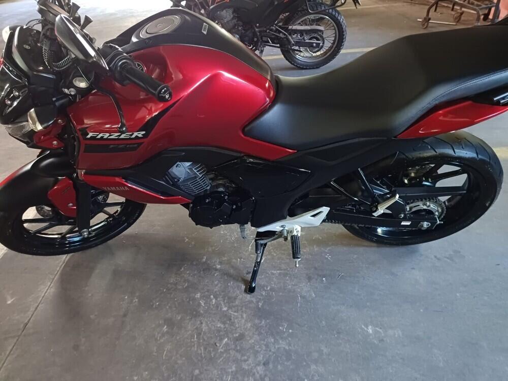 Yamaha FAZER FZ15