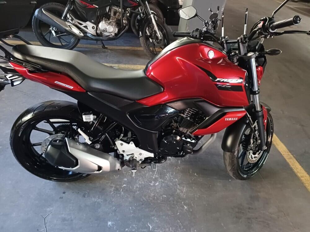 Yamaha FAZER FZ15