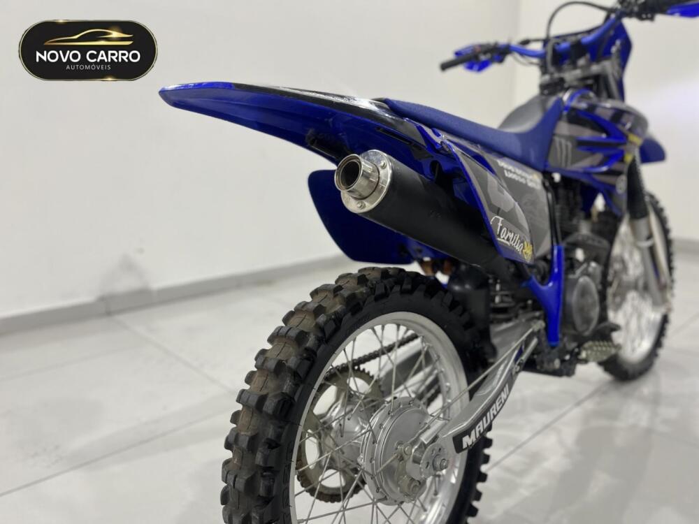 Yamaha TT R 230