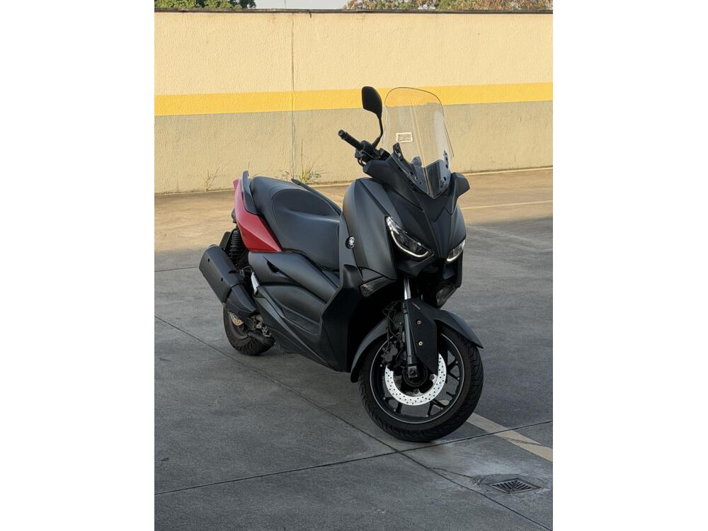Yamaha XMax