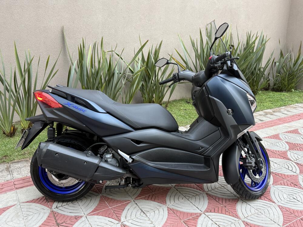 Yamaha XMax