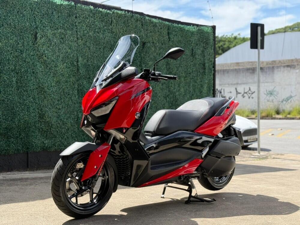 Yamaha XMax