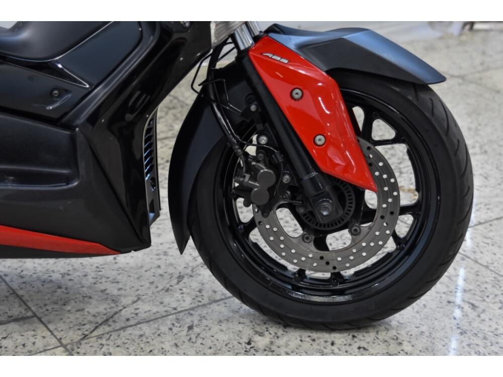Yamaha XMax