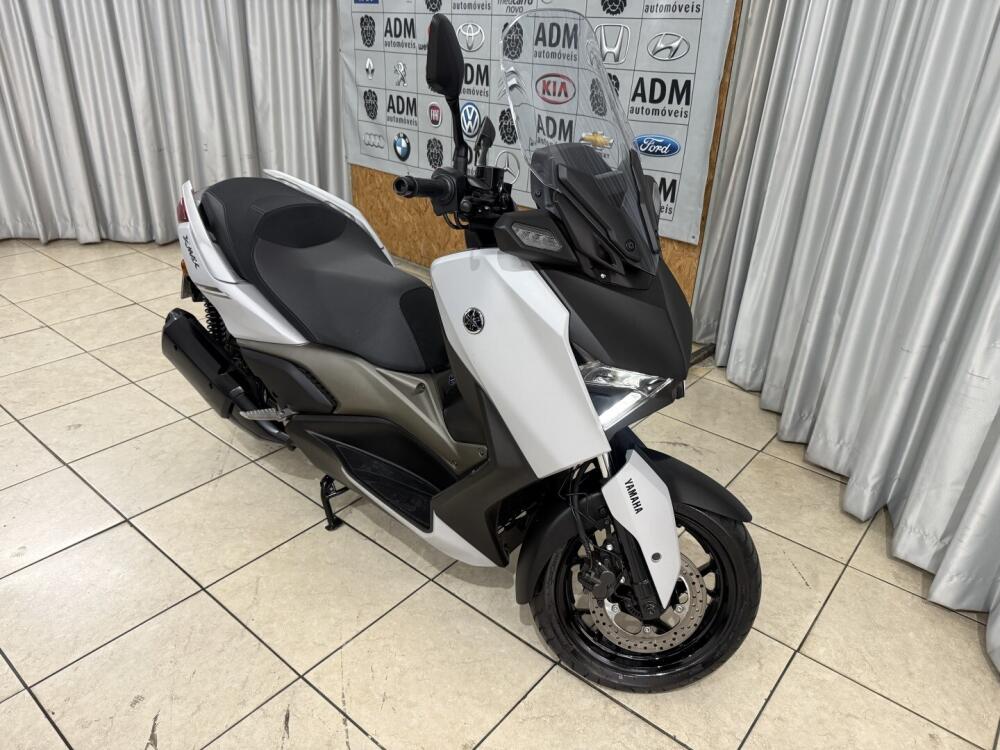 Yamaha XMax