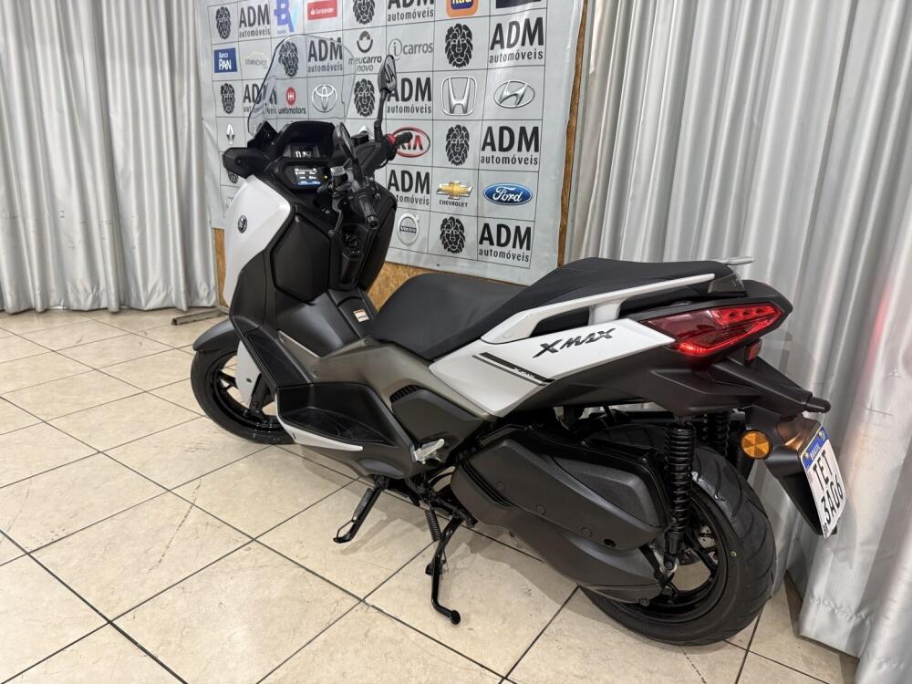 Yamaha XMax
