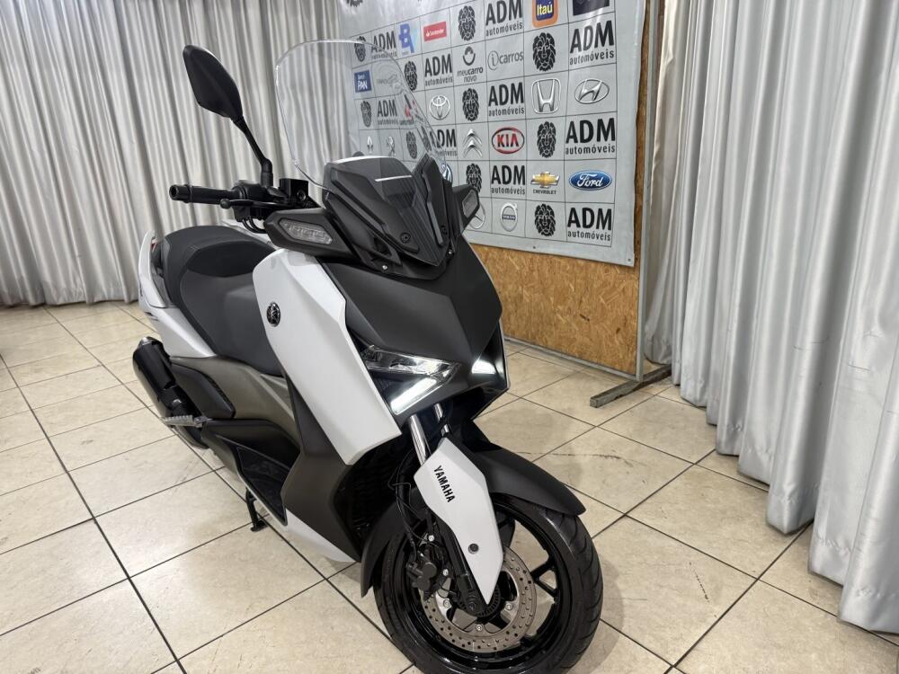 Yamaha XMax