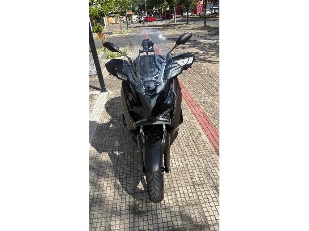 Yamaha XMax