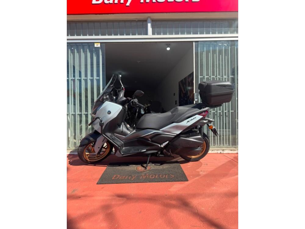 Yamaha XMax