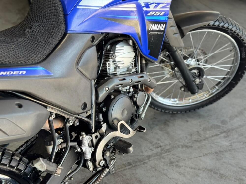 Yamaha XTZ 250 Lander