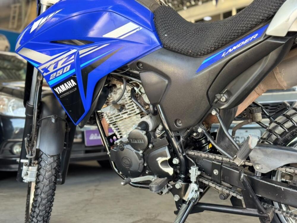 Yamaha XTZ 250 Lander