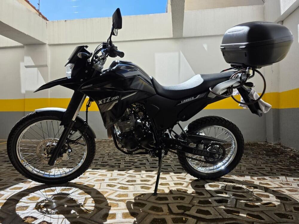Yamaha XTZ 250 Lander