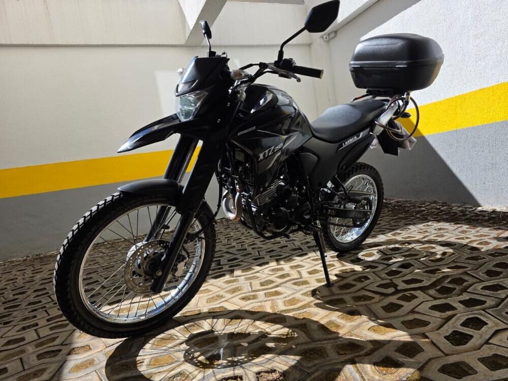 Yamaha XTZ 250 Lander
