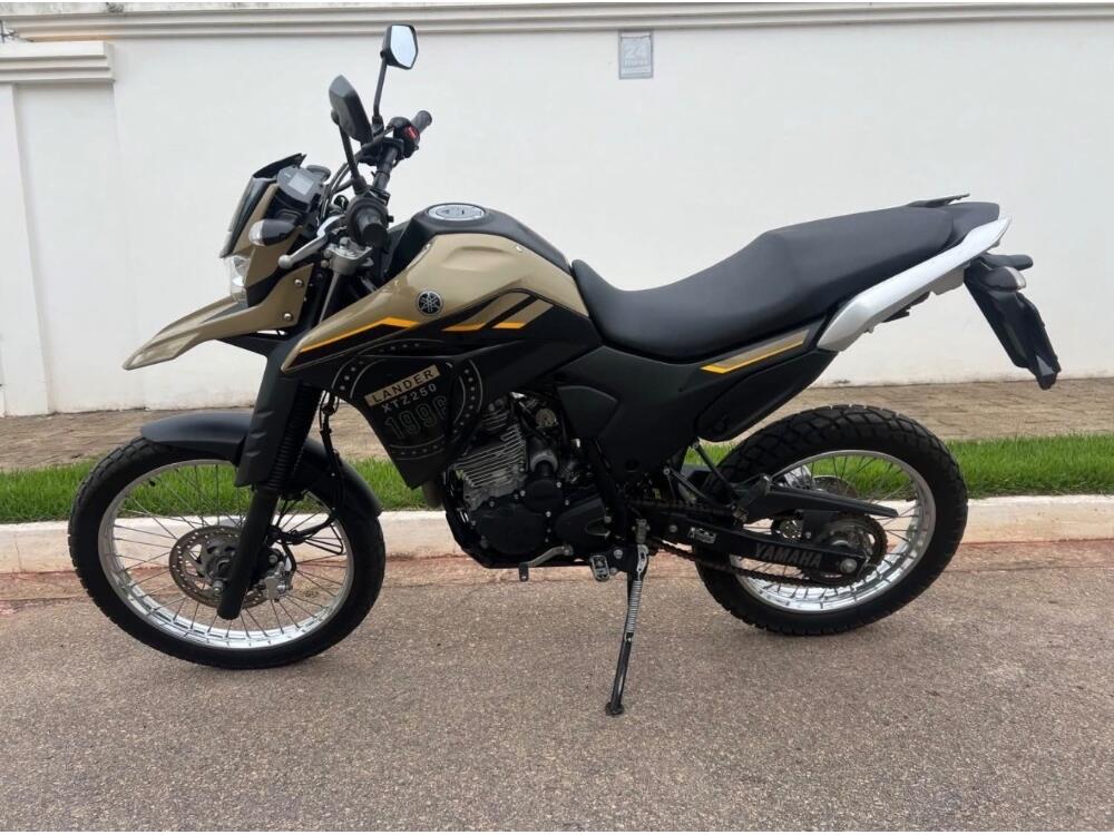 Yamaha XTZ 250 Lander